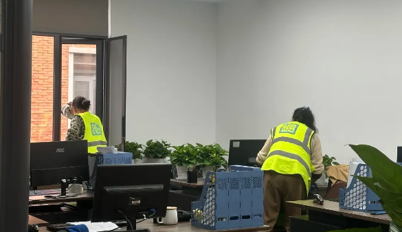 青山市政建設(shè)集團-武漢開荒保潔公司